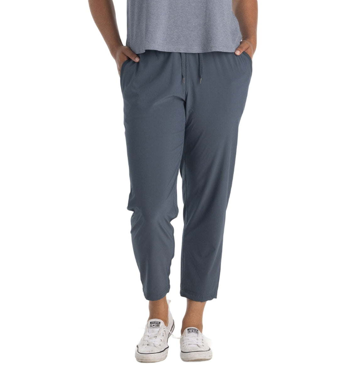 Coastal Breeze Button‑Trim Cropped Pants