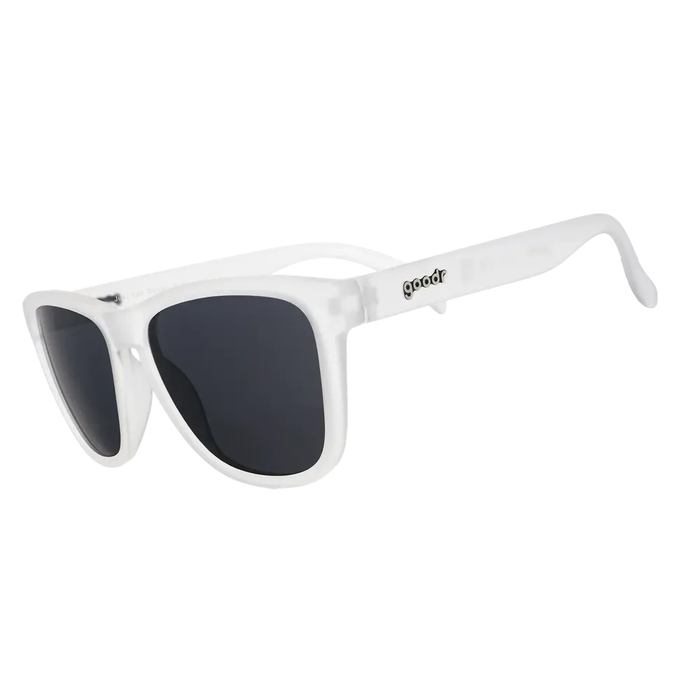 Lunettes de Soleil Polarisées vs Non-Polarisées : Quelle est la