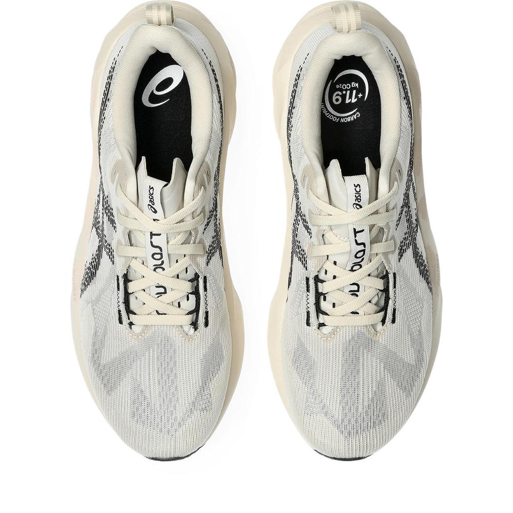 Asics Novablast 5 | Oatmeal/Black | Men's Neutral Running Shoes