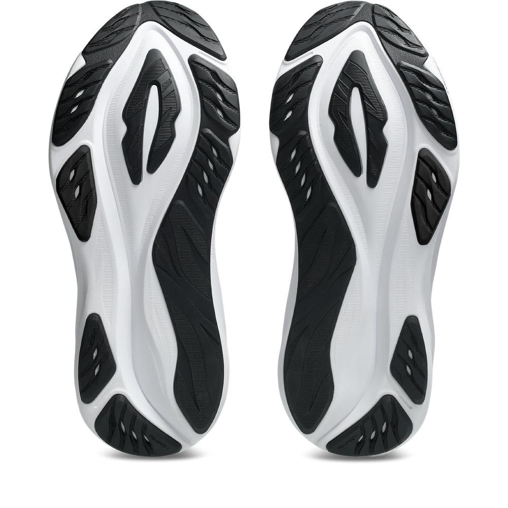 Black / White product image 4