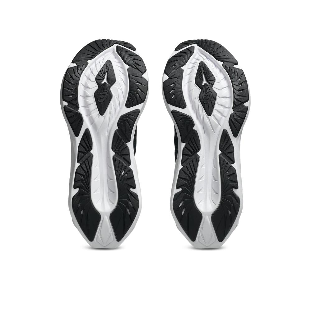 Black / White product image 4