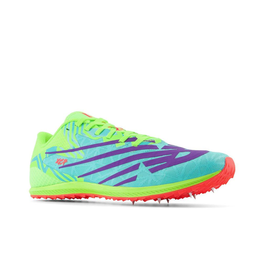 UXCS7LT4 | angle | Image of New Balance Unisex XC Seven v4 shoe in Pixel Green